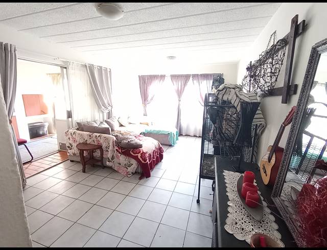 1 BEDROOM FLAT TO LET IN WITFIELD
